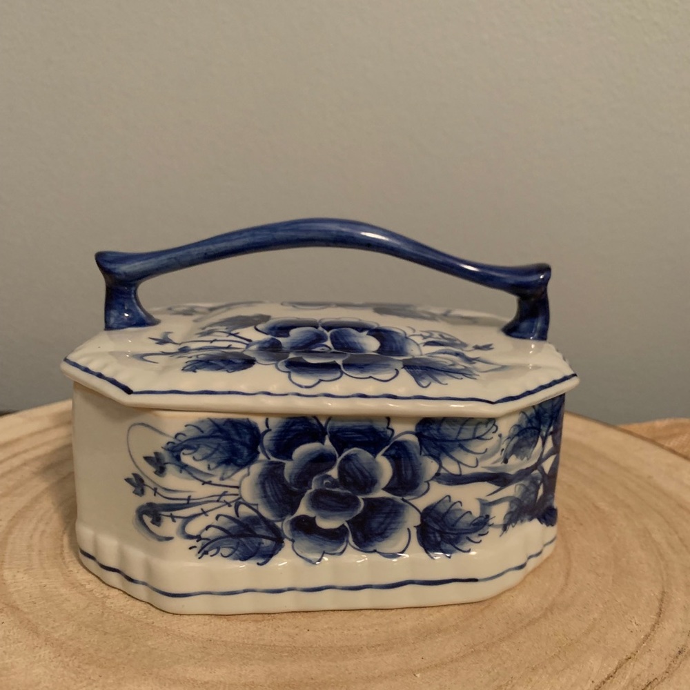 Vintage Blue and White Porcelain Box